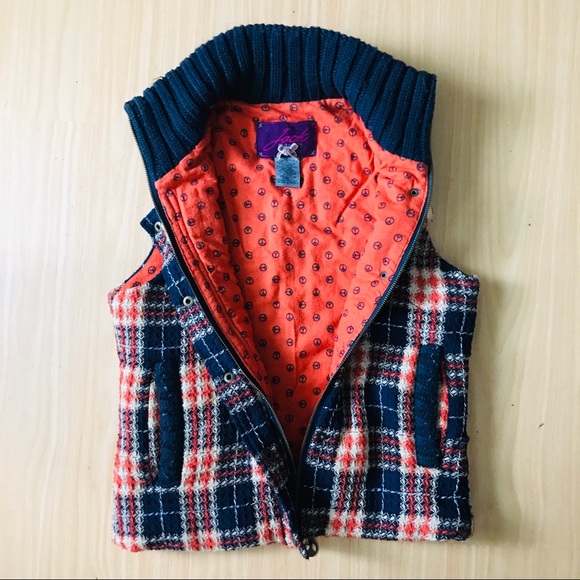 Jack BB Dakota Vest - Picture 3 of 6